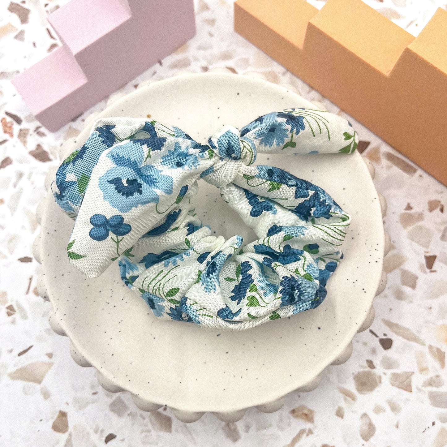 Bluey floral scrunchie bow