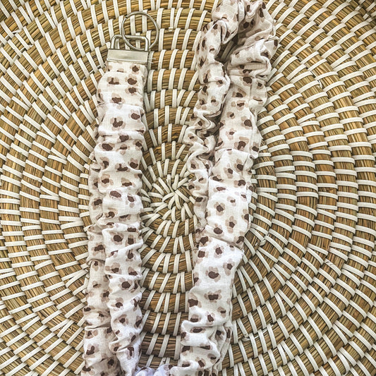 Spot scrunchie lanyard