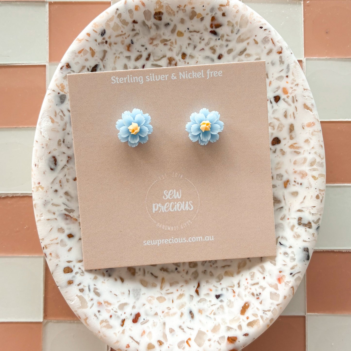 Bluey flower studs