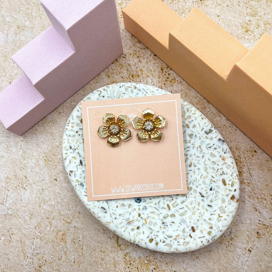 Golden flower studs #3