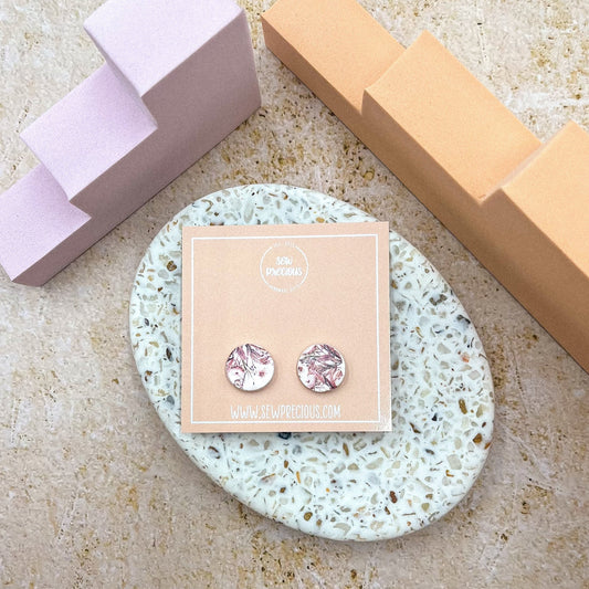 Wren - Lrg round studs