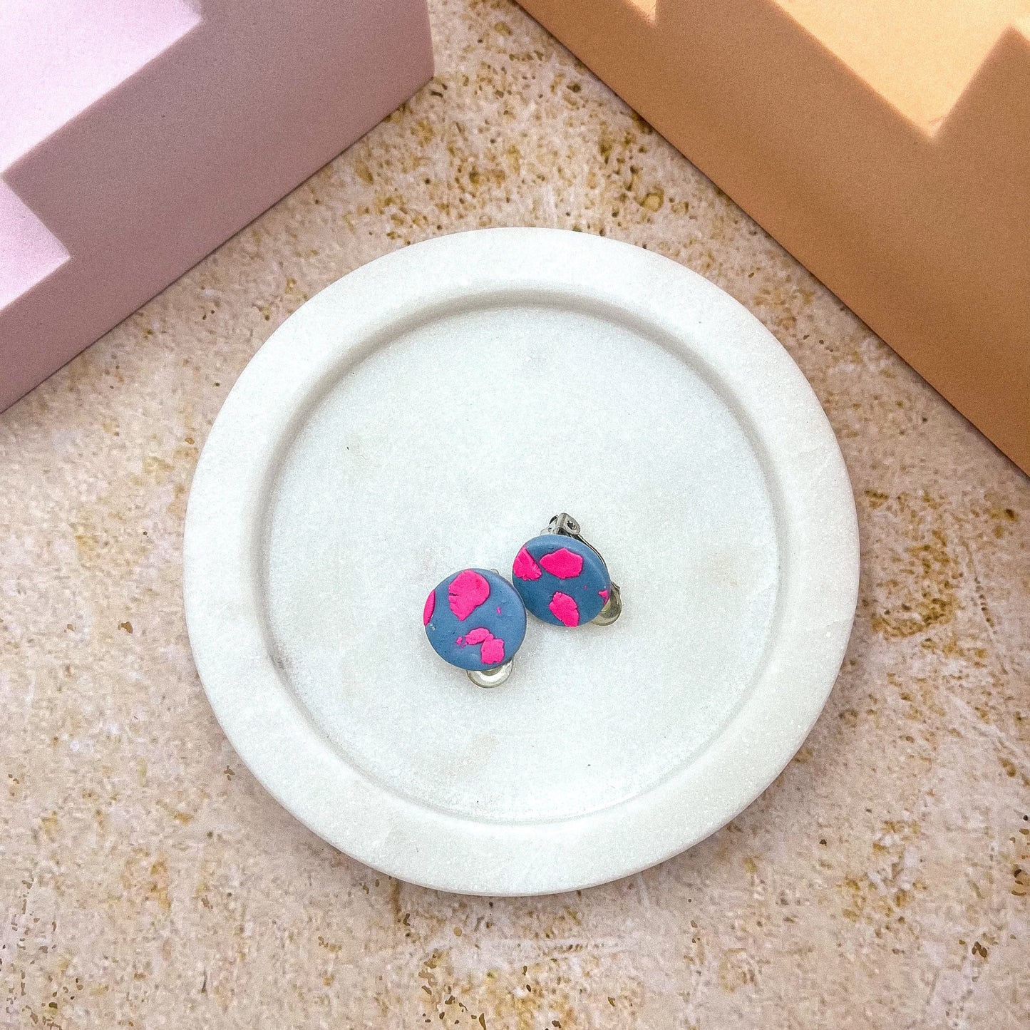 Fluro pink speckle - CLIP ONS