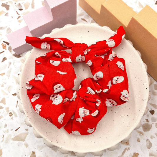Red santa scrunchie bow