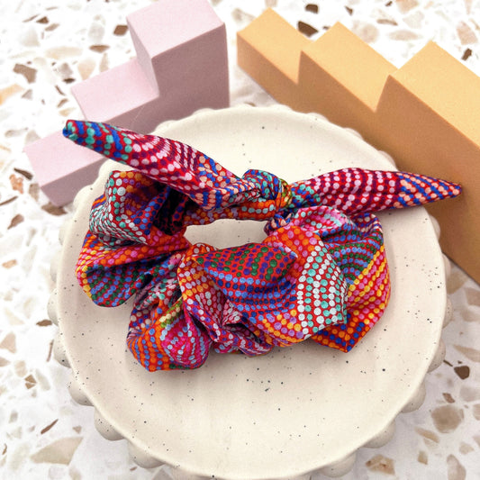 Dotty scrunchie bow