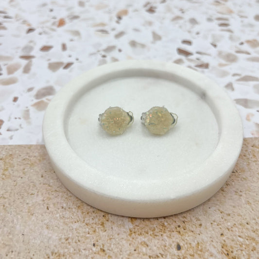 Pearl sparkle hexagon - CLIP ONS